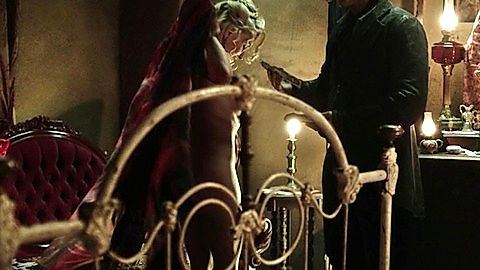 Pic: Pamela Mars in Copper