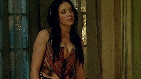 Pic: Lise Slabber in Black Sails (2014)