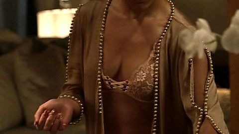 Pic: Grace Byers in Empire (2015)