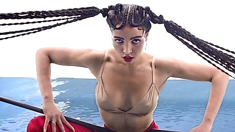 Pic: FKA Twigs in FKA Twigs - Pendulum (2015)