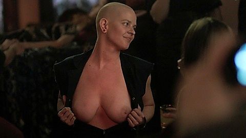 Pic: Kelly Bartnik in Girls (2012)