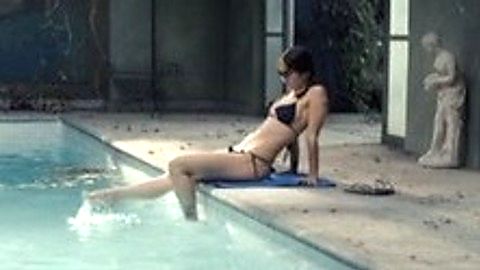 Pic: Eréndira Ibarra in Más negro que la noche (2014)