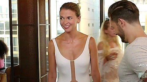 Pic: Sutton Foster in Younger (2015)