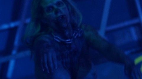 Pic: Ashley Turner in The Walking Deceased (2015)