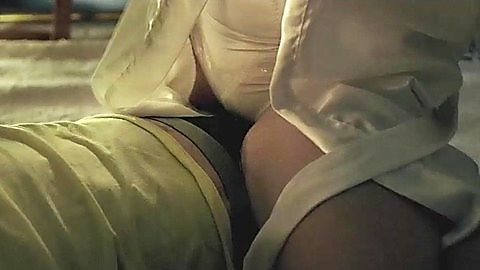 Pic: Leisa Pulido in It Follows (2014)