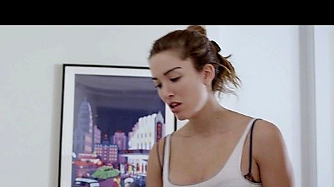 Pic: Melissa Bolona in In Stereo (2015)