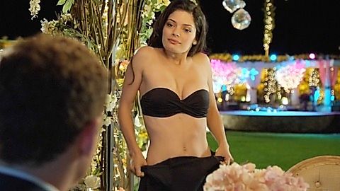Pic: Natasha Wilson in UnREAL (2015)