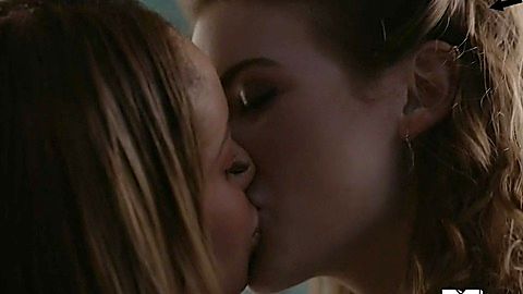Pic: Molly Kunz in Finding Carter (2014)