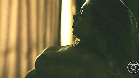 Pic: Grazi Massafera in Hidden Truths (2015)