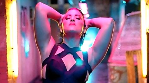 Pic: Demi Lovato in Cool for the Summer (2015)