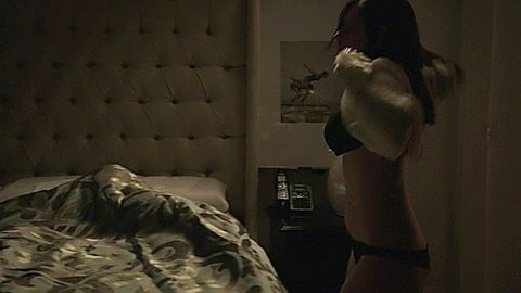 Pic: Mariana Treviño in Club de Cuervos (2015)