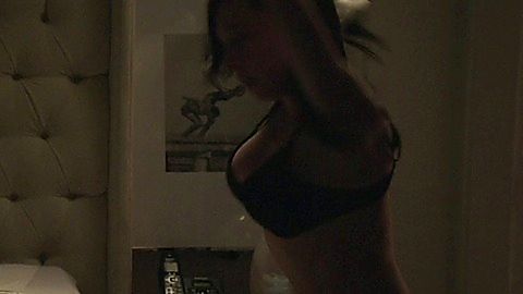 Pic: Mariana Treviño in Club de Cuervos (2015)