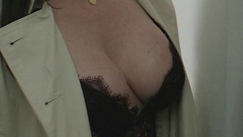 Pic: Mariana Treviño in Club de Cuervos (2015)