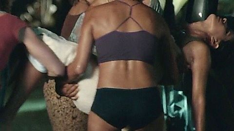 Pic: Arlette Torres in Liz in September (2014)
