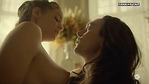 Pic: Noémie Schmidt in Versailles (2015)