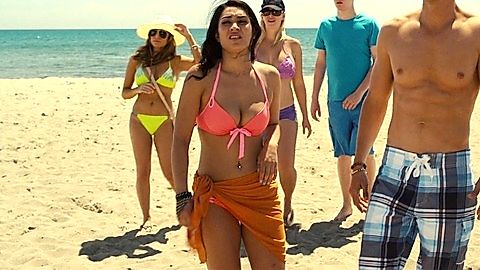 Pic: Cassie Steele in The L.A. Complex (2012)