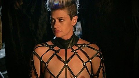 Pic: Peaches  in Rub (2015)
