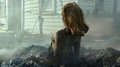 Pic: Lucy Lawless in Ash vs Evil Dead (2015)