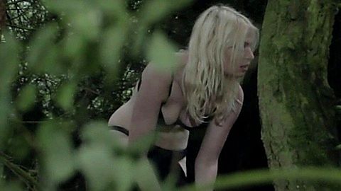 Pic: Chloe Farnworth in Crying Wolf (2015)