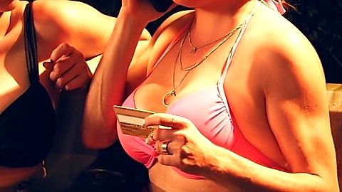 Pic: Samantha Gold in $elfie Shootout (2016)