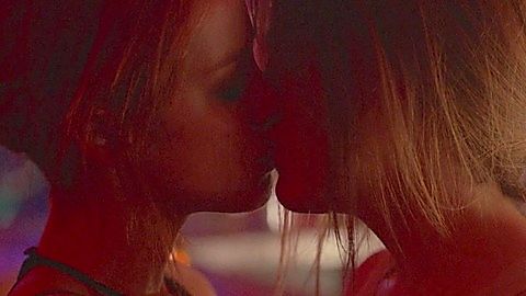 Pic: Riley Keough in Lovesong (2017)
