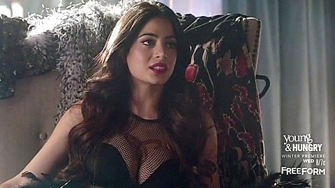 Pic: Emeraude Toubia in Shadowhunters (2016)