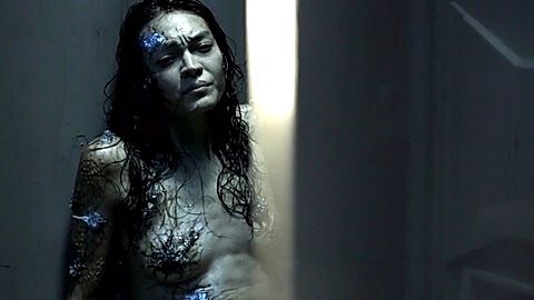 Pic: Florence Faivre in The Expanse (2015)