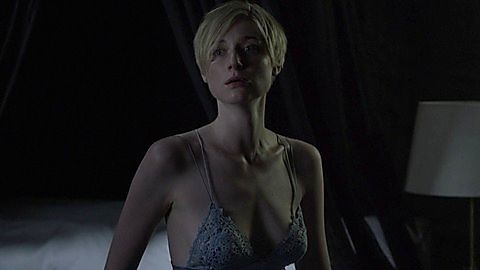 Pic: Elizabeth Debicki in The Night Manager (2016)