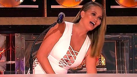 Pic: Chrissy Teigen in Lip Sync Battle (2015)