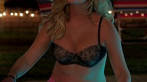 Pic: Amy Poehler in Sisters (2015)