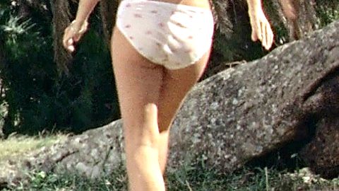 Pic: Vivi Bach in Mozambique (1966)