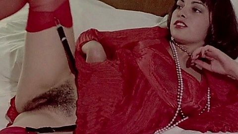 Pic: Lina Romay in Downtown - Die nackten Puppen der Unterwelt (1975)