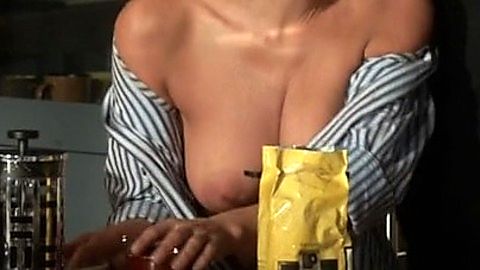 Pic: Nicky Whelan in House of Lies (2012)