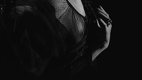 Pic: Rihanna  in Kiss It Better (2016)