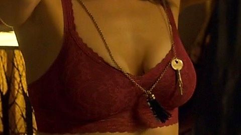 Pic: Melanie Scrofano in Wynonna Earp (2016)