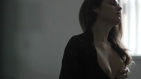 Pic: Riley Keough in The Girlfriend Experience (2016)