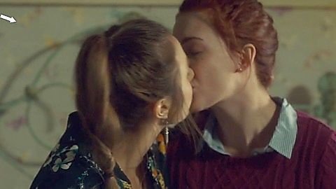 Pic: Dominique Provost-Chalkley in Wynonna Earp (2016)