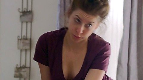Pic: Eden Sher in Temps (2016)