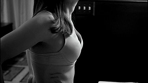 Pic: Lauren Ashley Carter in Darling (2015)