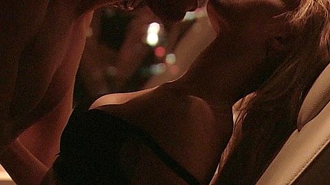 Pic: Mena Suvari in No Surrender (2011)