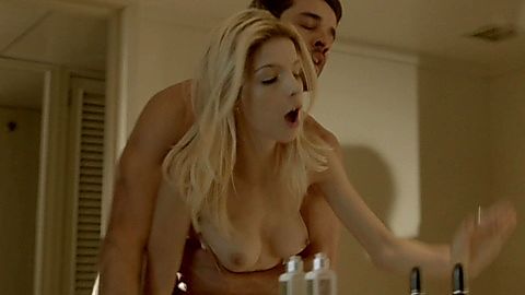 Pic: Michelle Batista in O Negócio (2013)