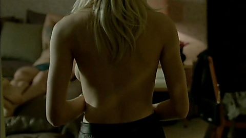 Pic: Michelle Batista in O Negócio (2013)