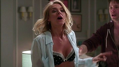 Pic: Eliza Coupe in The Mindy Project