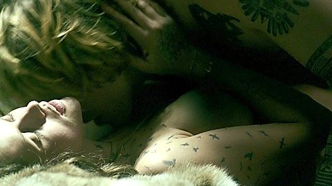 Pic: Teresa Palmer in Point Break (2015)