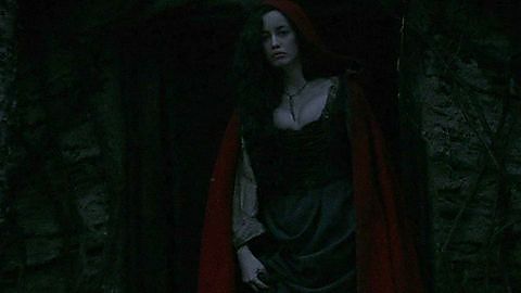 Pic: Sarah Stephens in The Witch (2016)