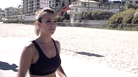 Pic: Marisa Dorchock in Love Addict (2016)