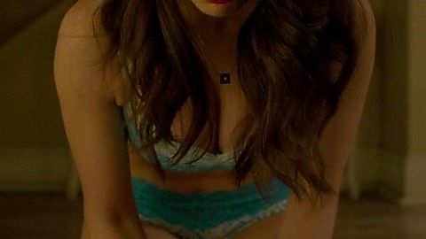 Pic: Alison Brie in No Stranger Than Love (2015)