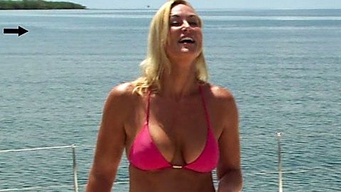 Pic: Vanessa Cater in The Do-Over (2016)
