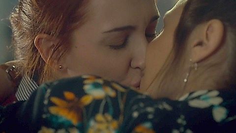 Pic: Katherine Barrell in Wynonna Earp (2016)