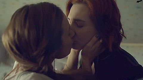 Pic: Katherine Barrell in Wynonna Earp (2016)